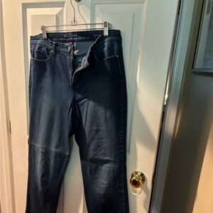 Gloria Vanderbilt jeans